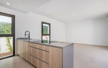Property slide 15