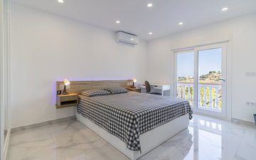 Property slide 16