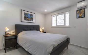 Property slide 24