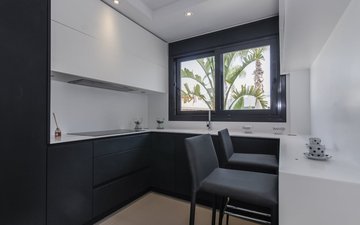Property slide 18