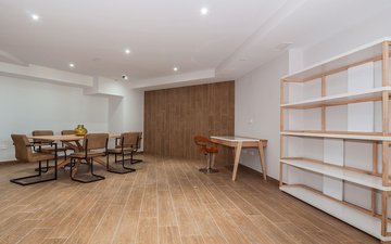 Property slide 25
