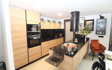 Property slide 14