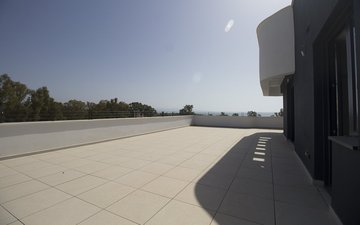 Property slide 21