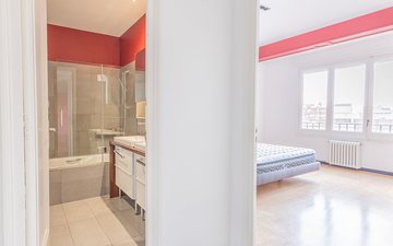 Property slide 22