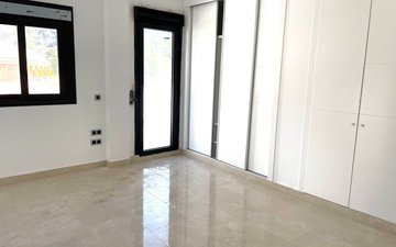 Property slide 33