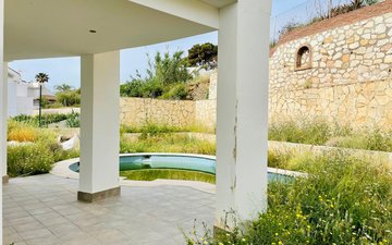 Property slide 43