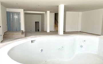 Property slide 24