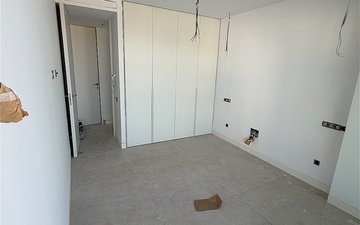 Property slide 25