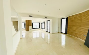 Property slide 38