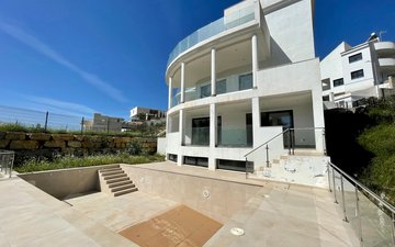 Property slide 36