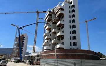 Property slide 25