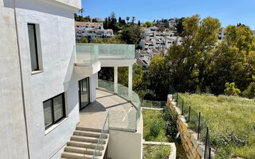 Property slide 49