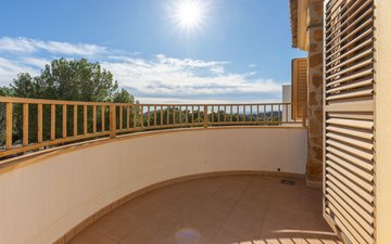 Property slide 31