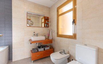 Property slide 14