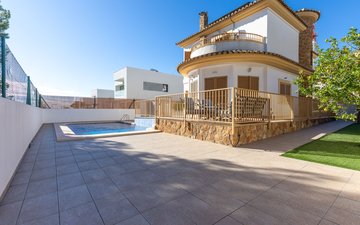 Property slide 39