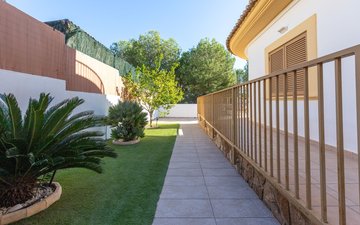 Property slide 41