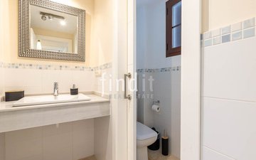 Property slide 22