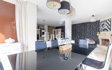 Property slide 30