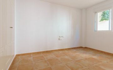 Property slide 21