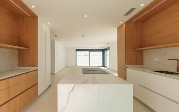 Property slide 20