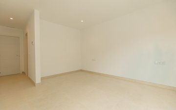 Property slide 32