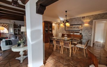 Property slide 28
