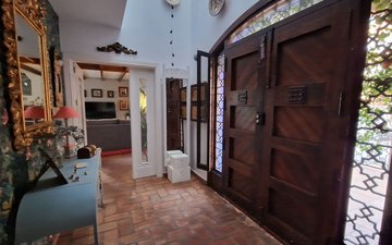 Property slide 16