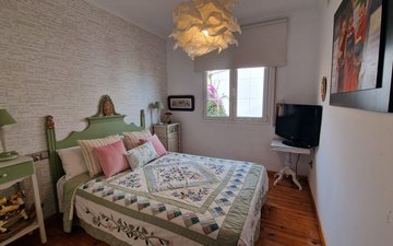 Property slide 42