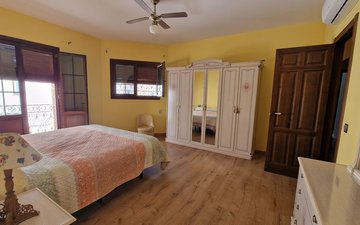 Property slide 20