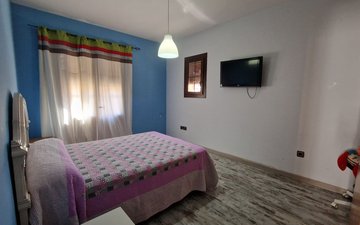 Property slide 22