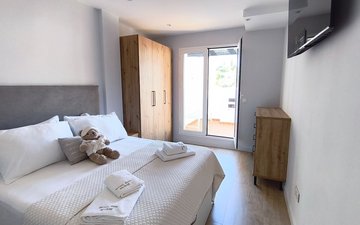 Property slide 19