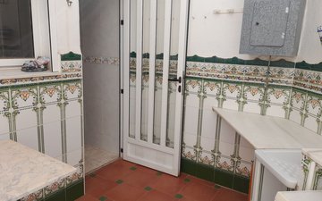 Property slide 14