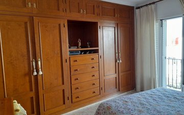 Property slide 25