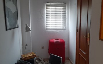 Property slide 32