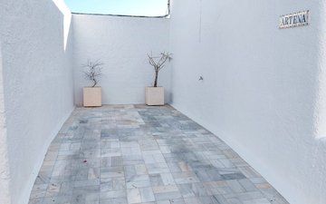 Property slide 23