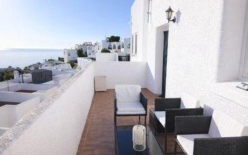 Property slide 11