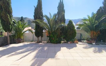 Property slide 17