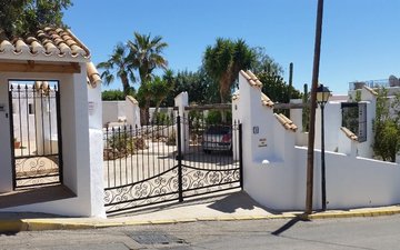 Property slide 32