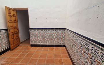 Property slide 16