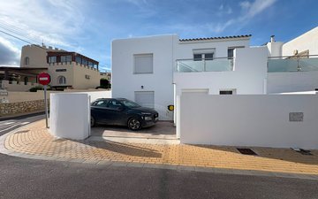 Property slide 15