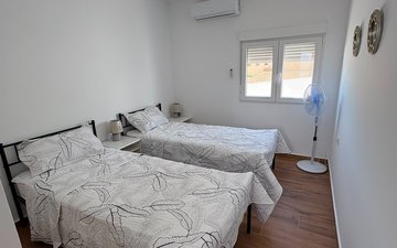 Property slide 25