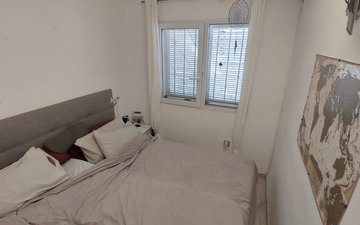 Property slide 11