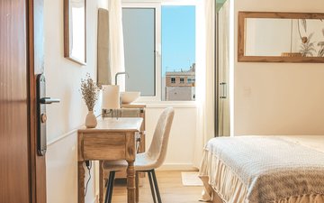 Property slide 17