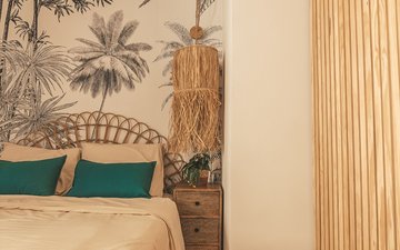 Property slide 14