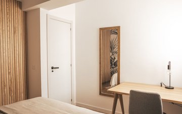 Property slide 24