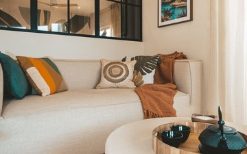 Property slide 25