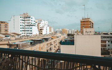 Property slide 28