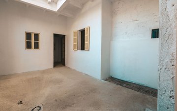 Property slide 34