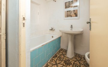 Property slide 30