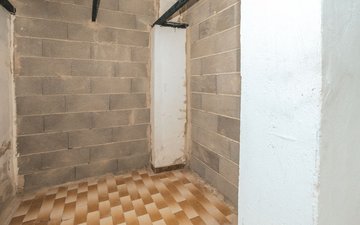 Property slide 33